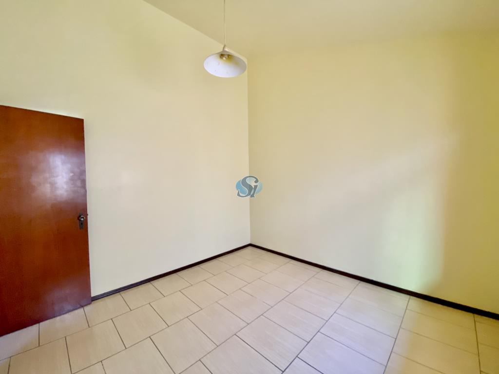 quarto fundos grande