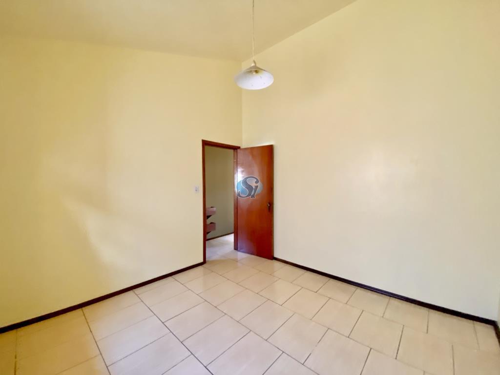 quarto fundos grande
